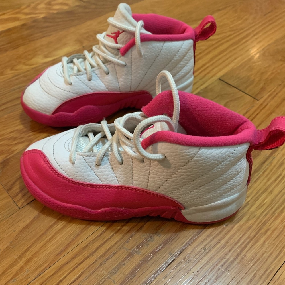 Air Jordan kids 12 retro pink